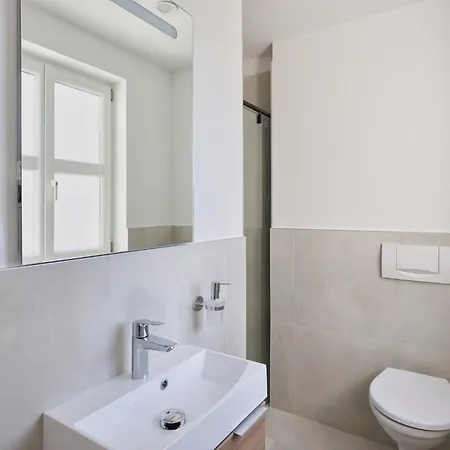 Daire Ramljak - Soba-zimmer-room Fuer Zwei 